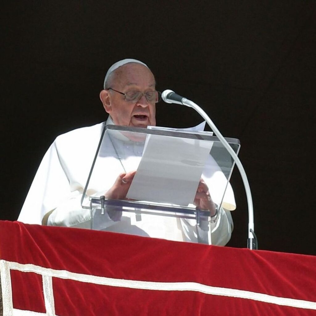 El Papa: En la hermosa aventura de dar amor, se multiplican la luz y la alegría