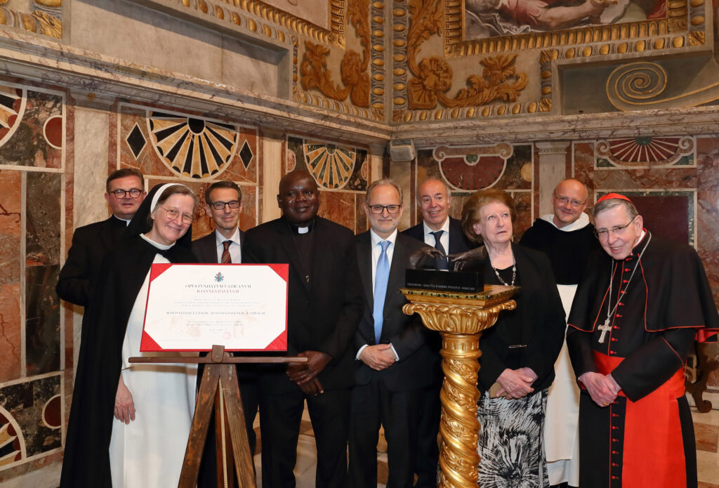 Premio San Giovanni Paolo II per onorare il lavoro per la giustizia e la pace in Uganda