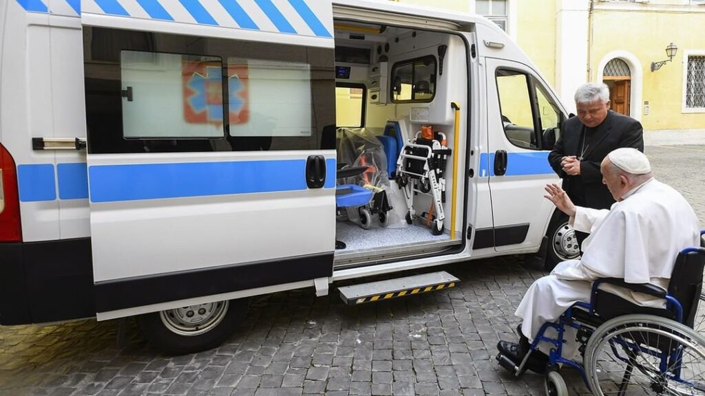 Pope Francis donates another ambulance to a hospital in Ukraine