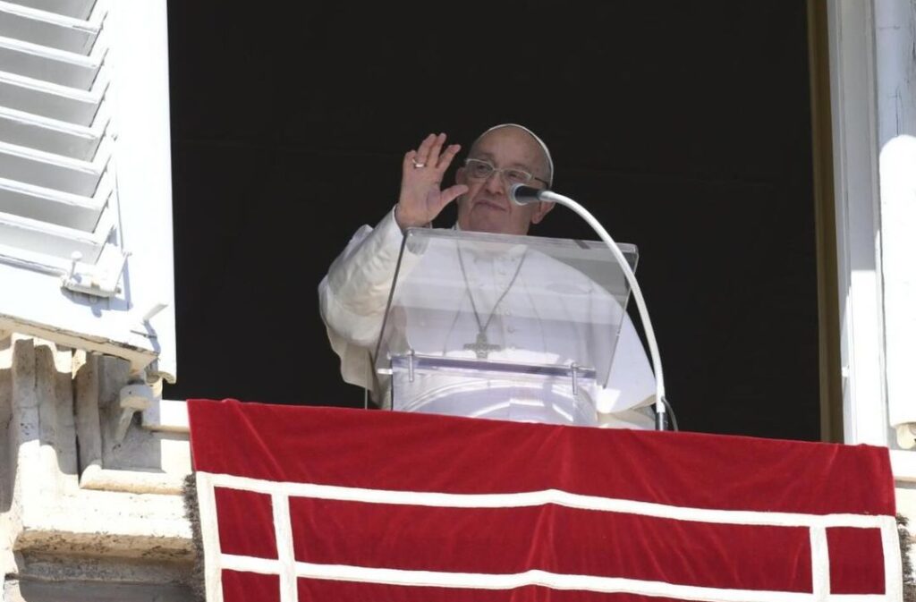 Francisco: la verdadera riqueza es ser amados por Dios y aprender a amar como Él