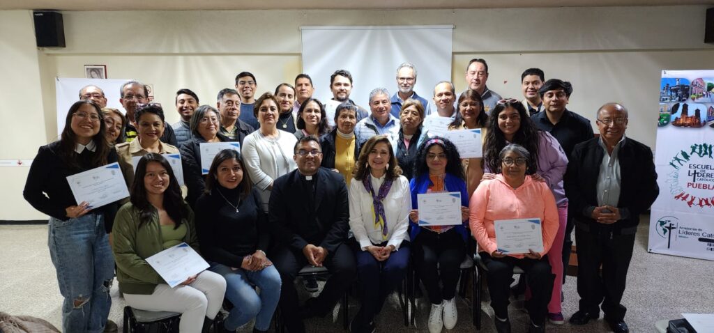 The Archdiocese of Puebla celebrates its first generation of Catholic Leaders