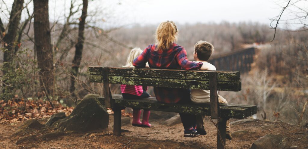 ¿Cómo hacer para que nuestros hijos superen la presión de sus pares?