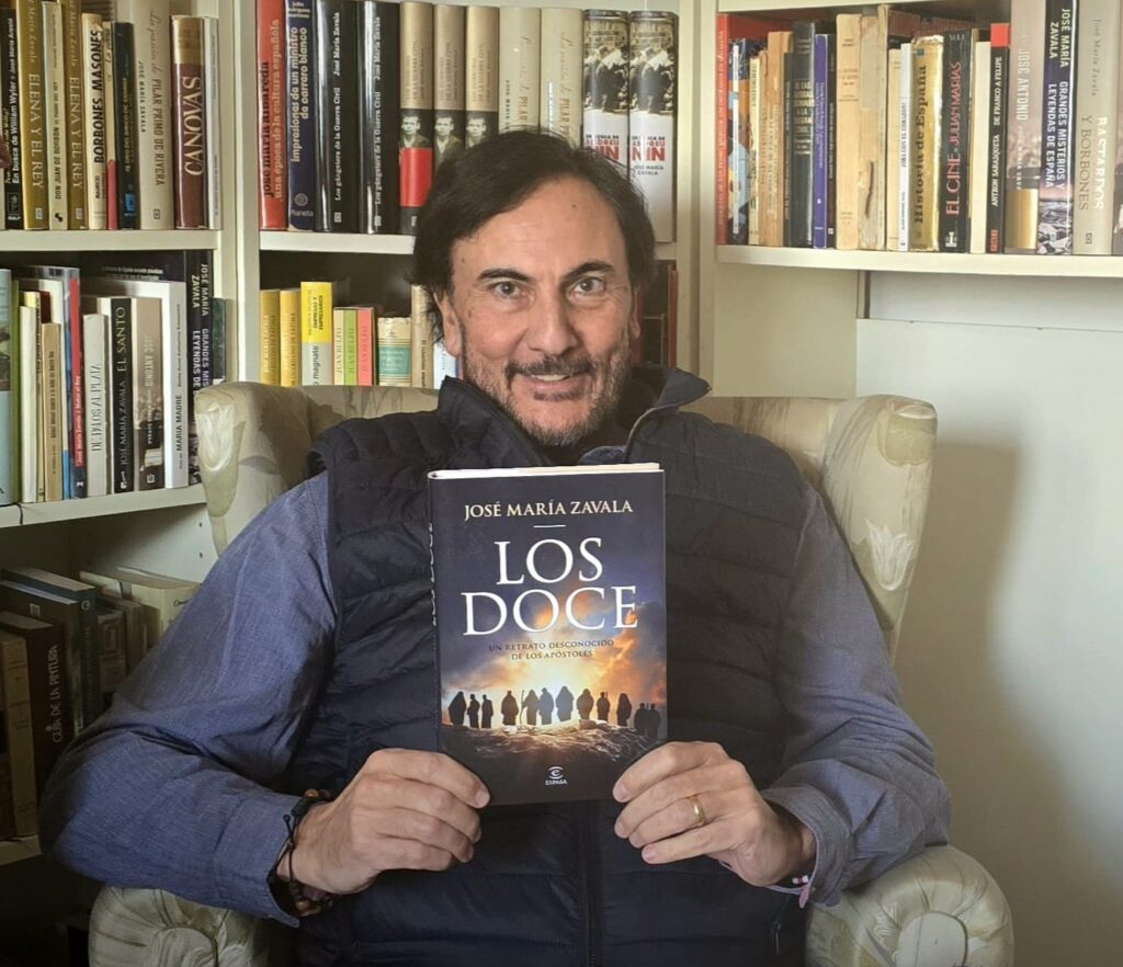 José María Zavala presenta su nuevo libro «Los Doce»