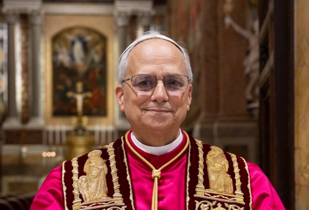 León XIV: El Papa Misionero que Inspira una Nueva Era de Evangelización