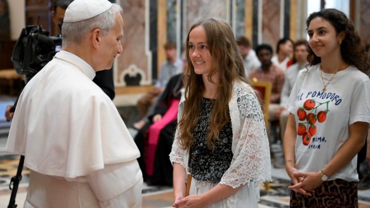 Leo XIV: Cultivating Truth in a World of Distractions