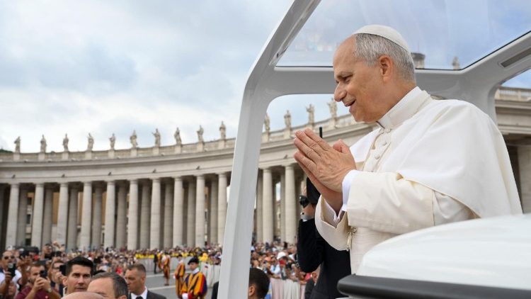 Il Papa si rivolge a una studentessa: “Non lasciamo che la speranza si spenga”