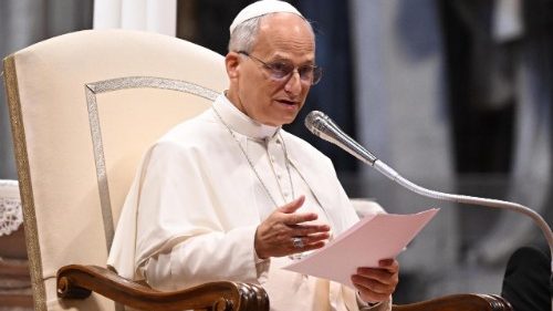 Pope Leo XIV Promotes Hope and Solidarity: Health, Communication, and Migration