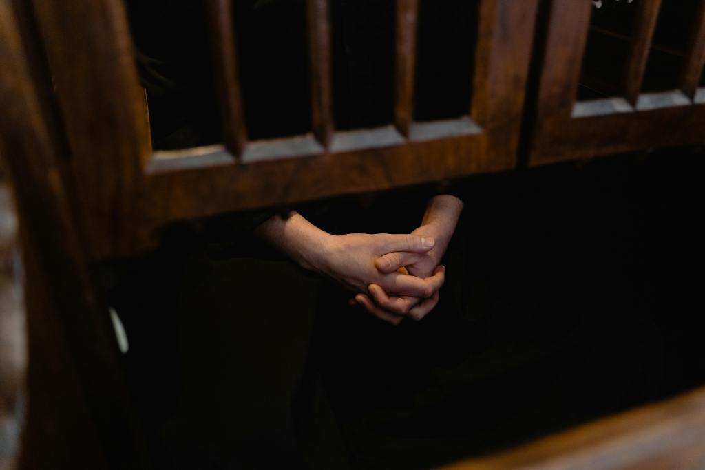 Perché la Chiesa esclude?