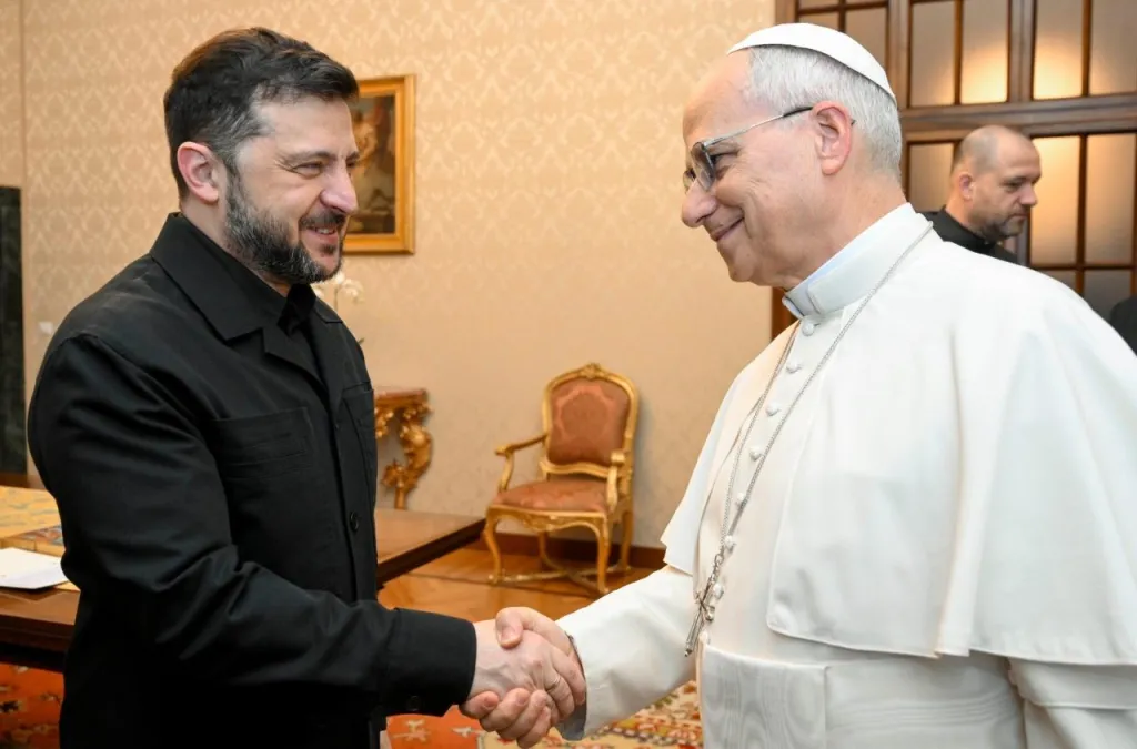 Pope Leo XIV meets with Ukrainian President Zelenskyy