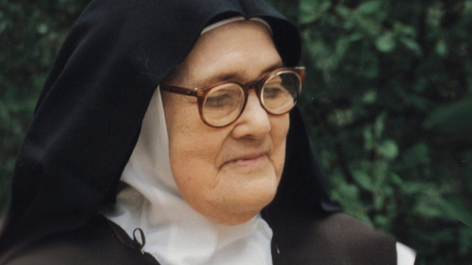 Sister Lucia's Doctor Reveals the Intimacy and Final Moments of the Fatima Visionary - Exaudi