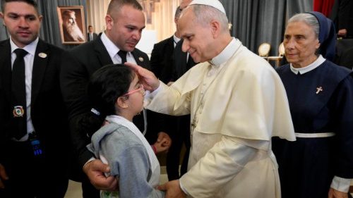 Pope Leo XIV in Beirut: A Gesture of Hope Amid Suffering