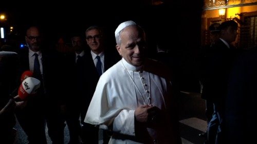 Leo XIV: “Cease fire and work for peace through dialogue”