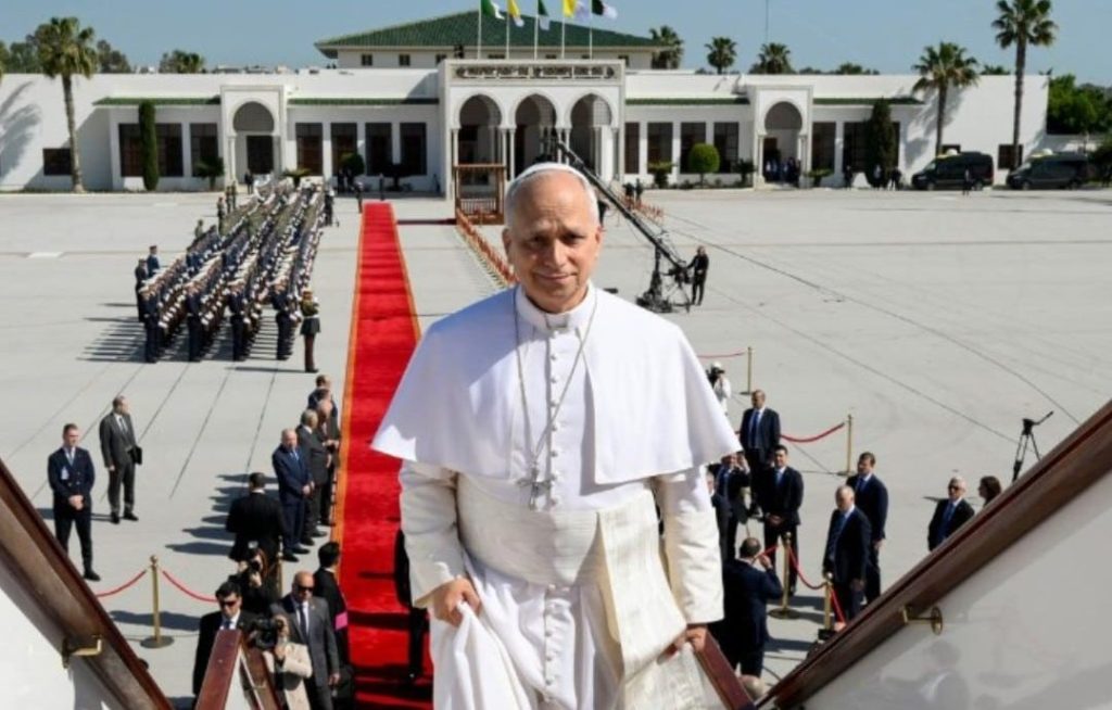 El Papa León XIV deja Argelia rumbo a Camerún: la unidad como eje de su viaje por África