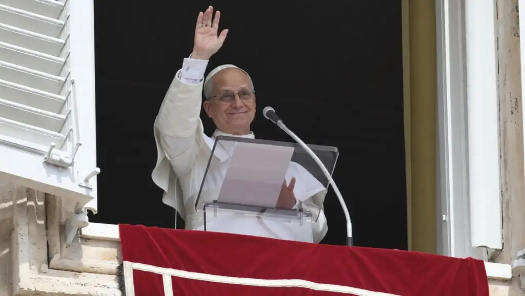 El Papa León XIV en el Regina Caeli: “La fe no siempre es fácil, pero la Eucaristía la sostiene”