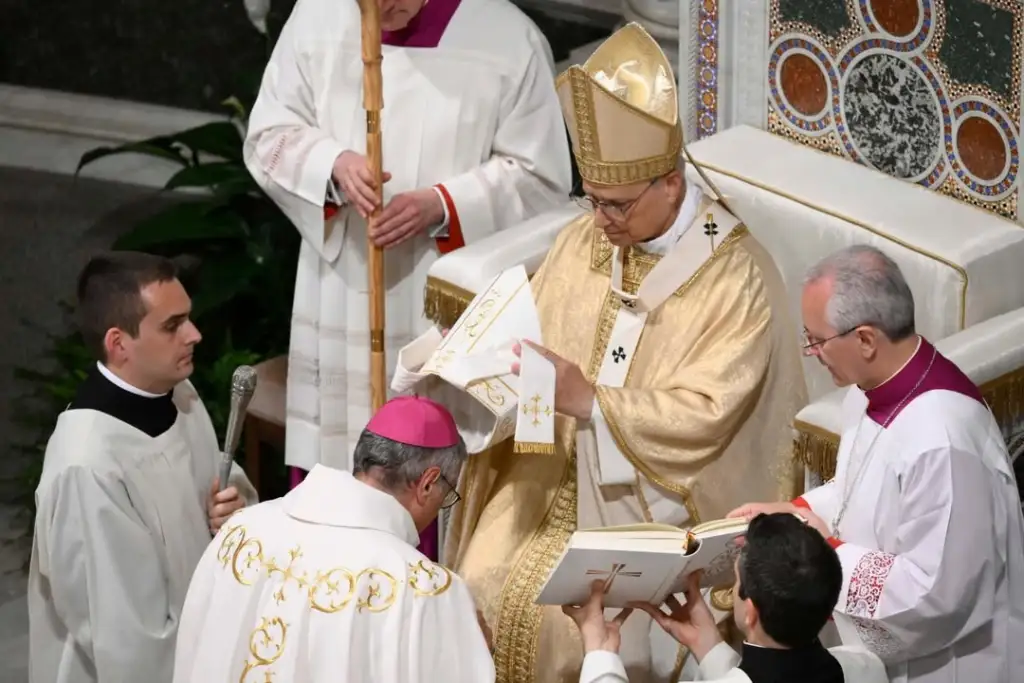 El Pastor que huele a pueblo: León XIV consagra a los nuevos guardianes de la fe en Roma