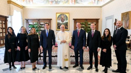 El Papa León XIV recibe al Secretario de Estado de los EE. UU. en una histórica audiencia