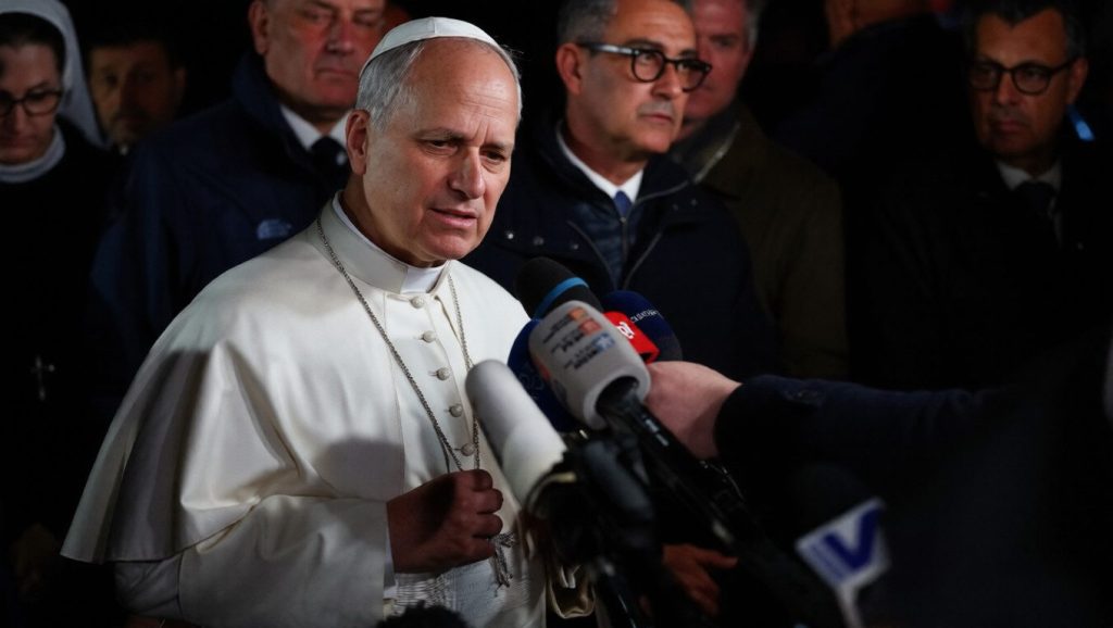 León XIV: «La Iglesia anuncia el Evangelio. Si alguien me critica, que lo haga con la verdad»