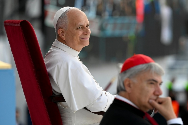 Il Papa a Napoli: «Che il desiderio di vita non sia sopraffatto dal male»