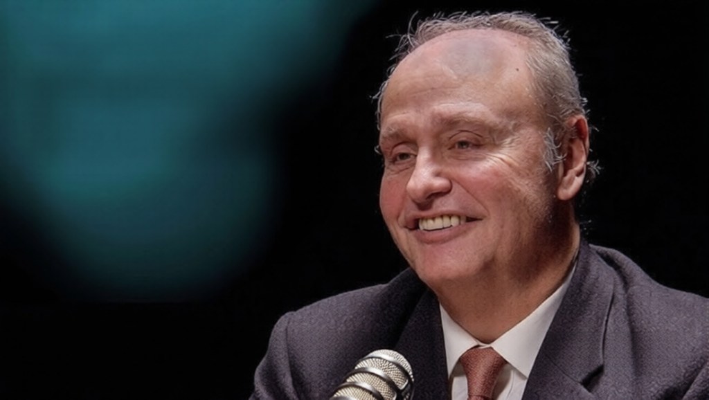 «La ciencia no contradice a Dios»