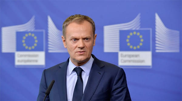 Tusk habla de la guerra y cuestiona la credibilidad de EE. UU.