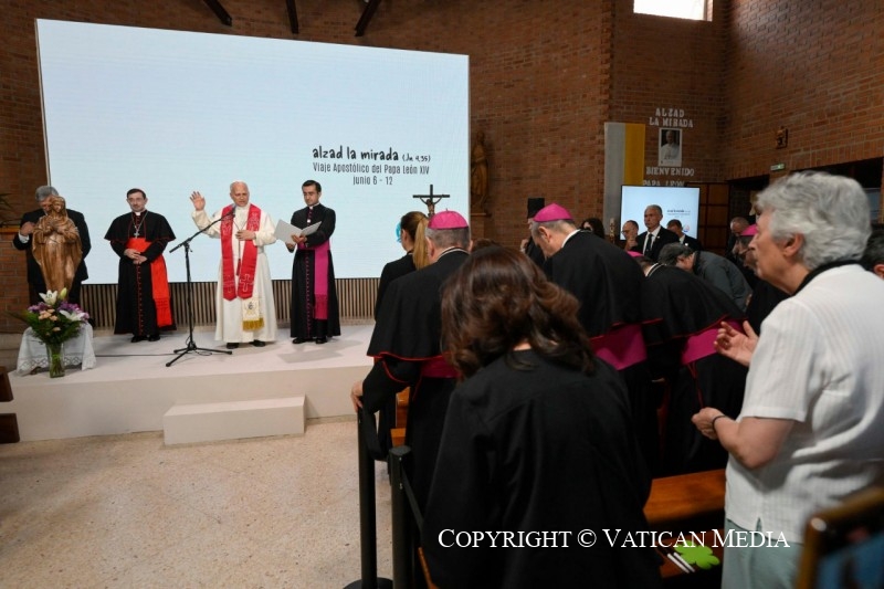 El Papa: El amor de Cristo nos empuja hacia los hermanos